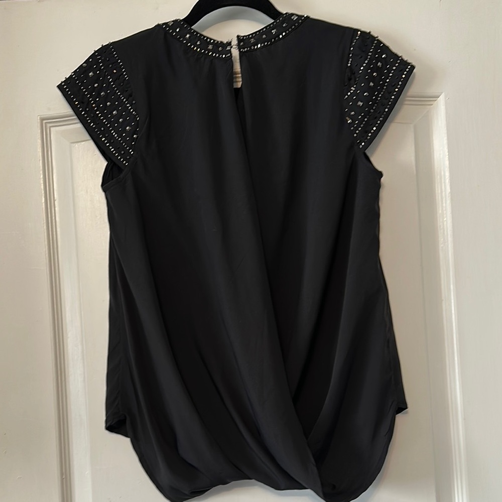 Black Asymmetrical Blouse with Cap Sleeves and Bib Collar - Picture 5 of 9